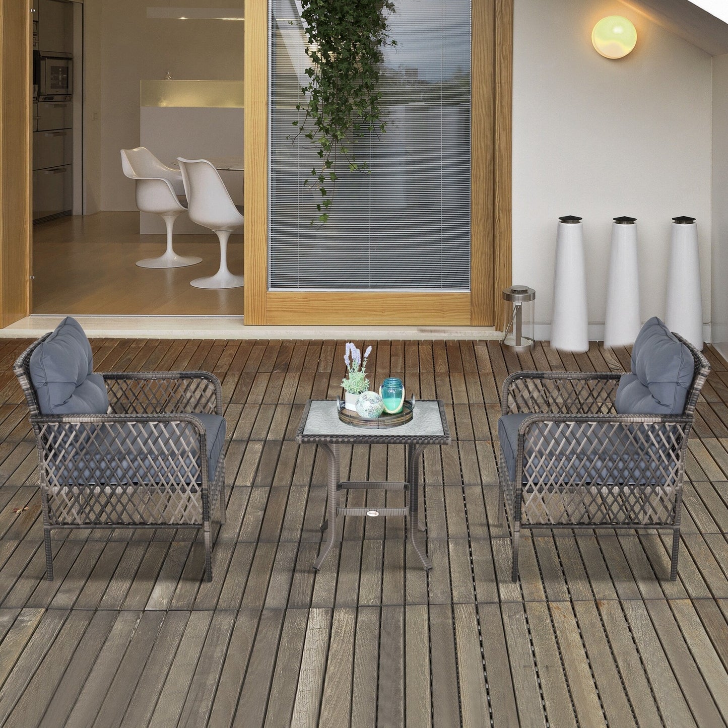 Set di 5 poltrone da esterno Outsunny in rattan PE con comodi cuscini con cerniera e struttura resistente alle intemperie