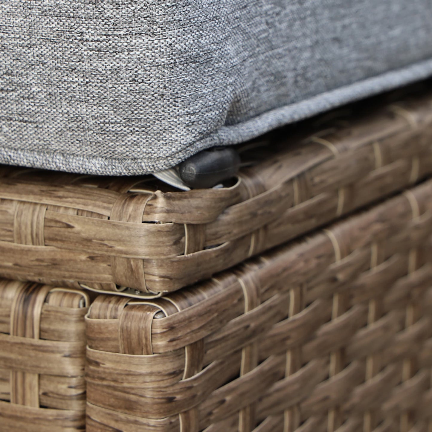 Outsunny Set di 6 mobili da giardino in rattan e vimini con comodi cuscini in cotone e fodere rimovibili