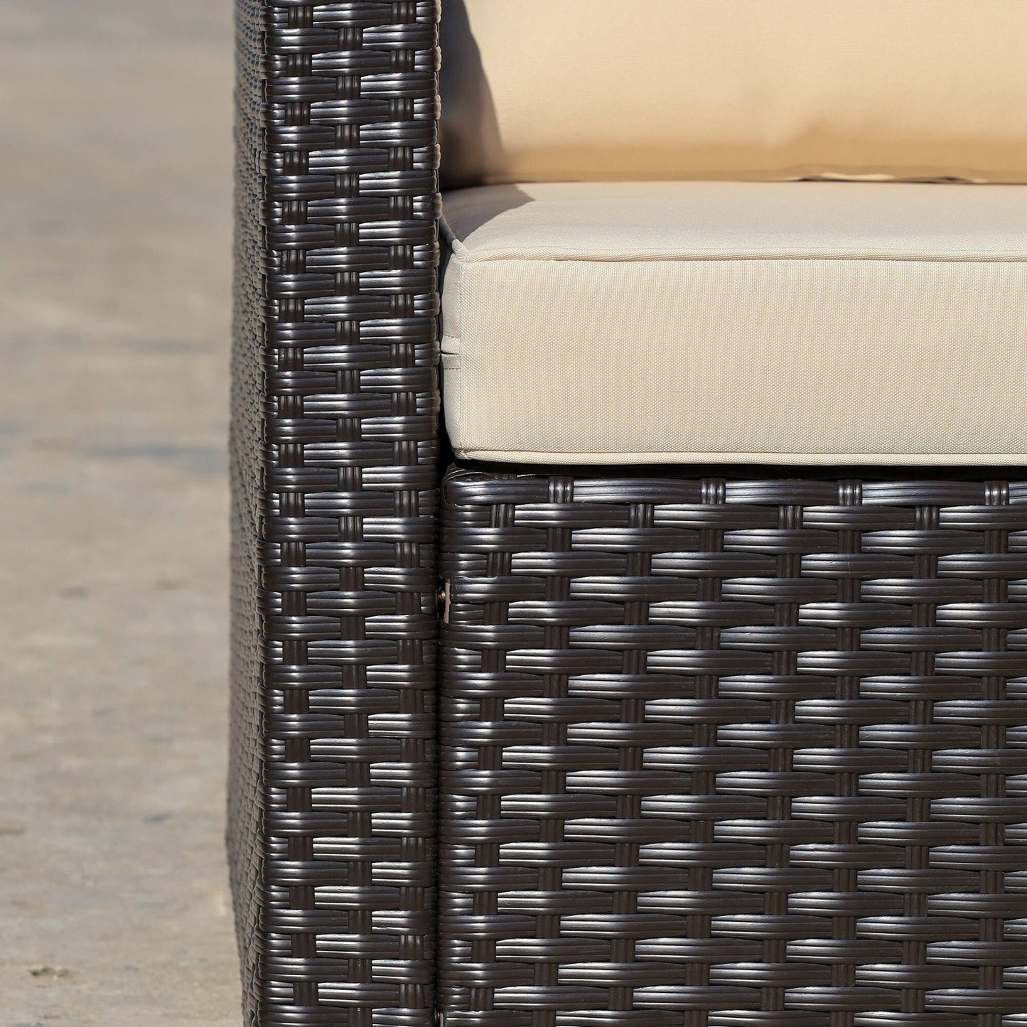 Outsunny Set di 6 mobili da giardino in rattan e vimini con comodi cuscini in cotone e fodere rimovibili