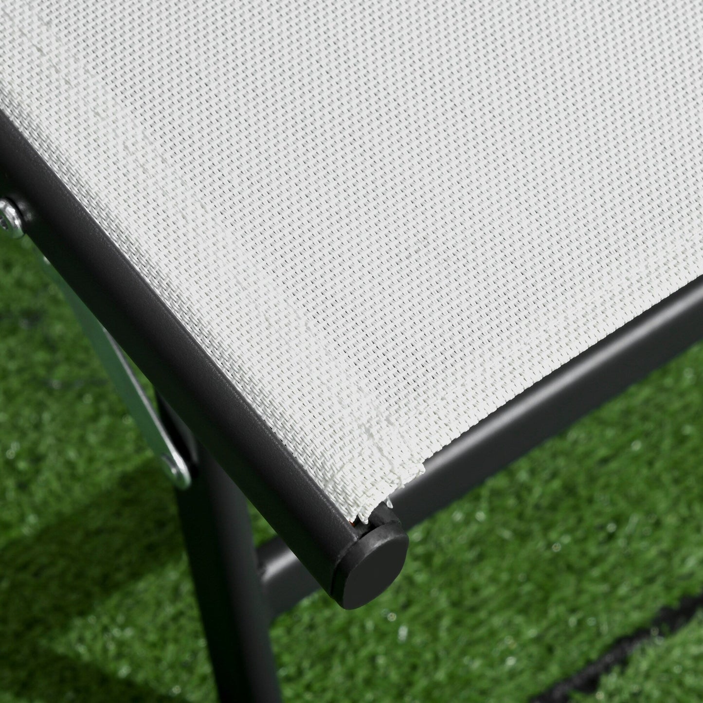 Set di 2 sedie a sdraio da giardino Outsunny, reclinabili da esterno in 2 pezzi con ruote, schienale regolabile su 5 livelli