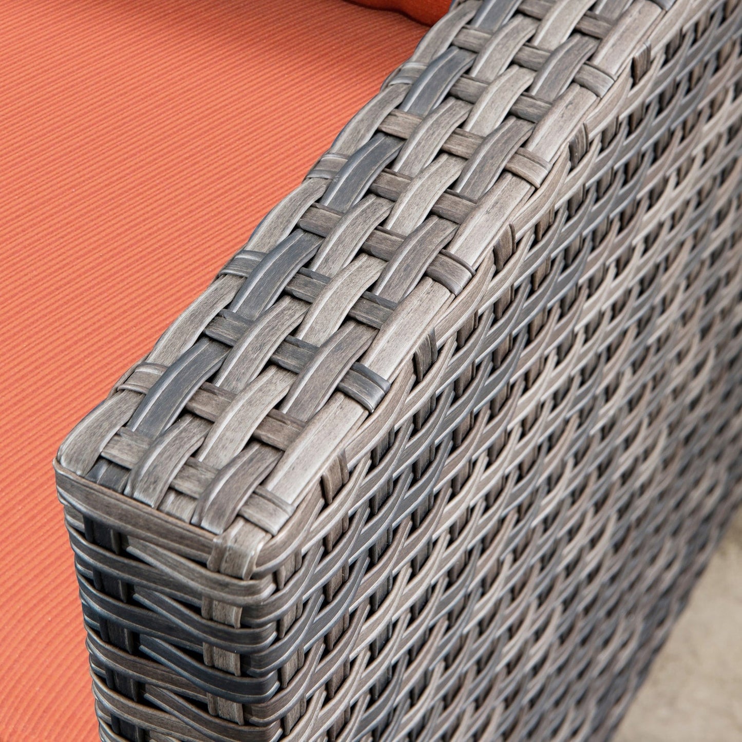 Set da conversazione in vimini per patio esterno OVIOS da 6 pezzi con tavolo con piano in vetro