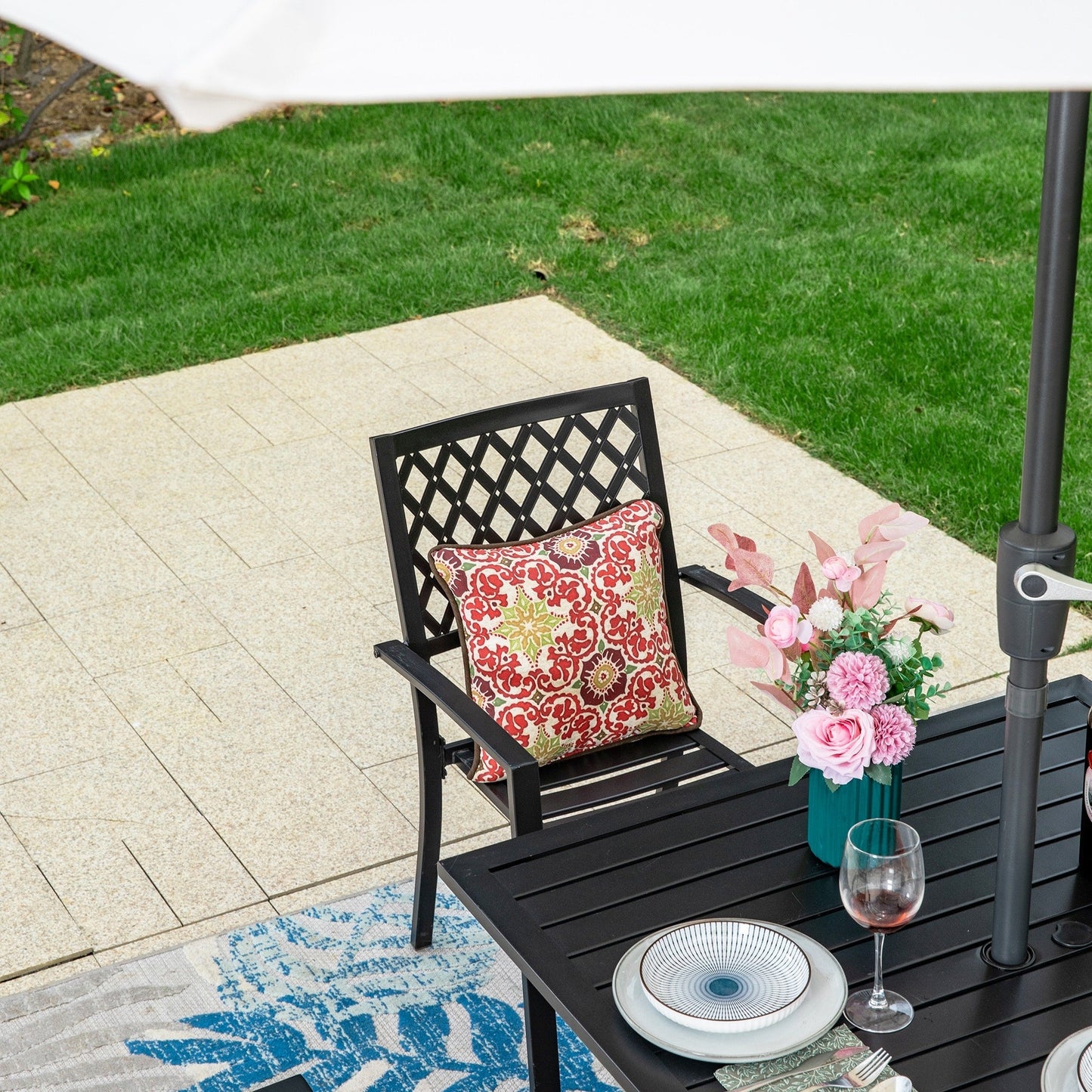 MAISON ARTS Set da pranzo per patio da 6 pezzi con ombrellone a 3 livelli e inclinazione automatica da 10 piedi: 4 sedie da esterno in metallo, 1 tavolo da pranzo quadrato in metallo