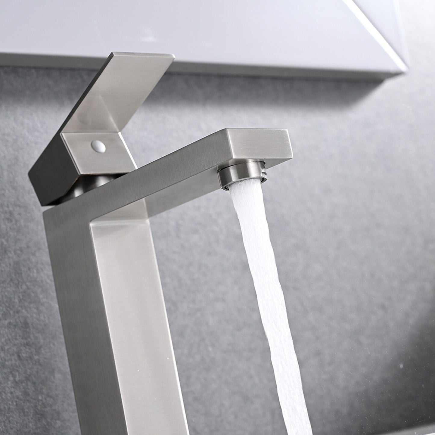 Rubinetto singolo per lavabo da bagno PROOX con gruppo di scarico