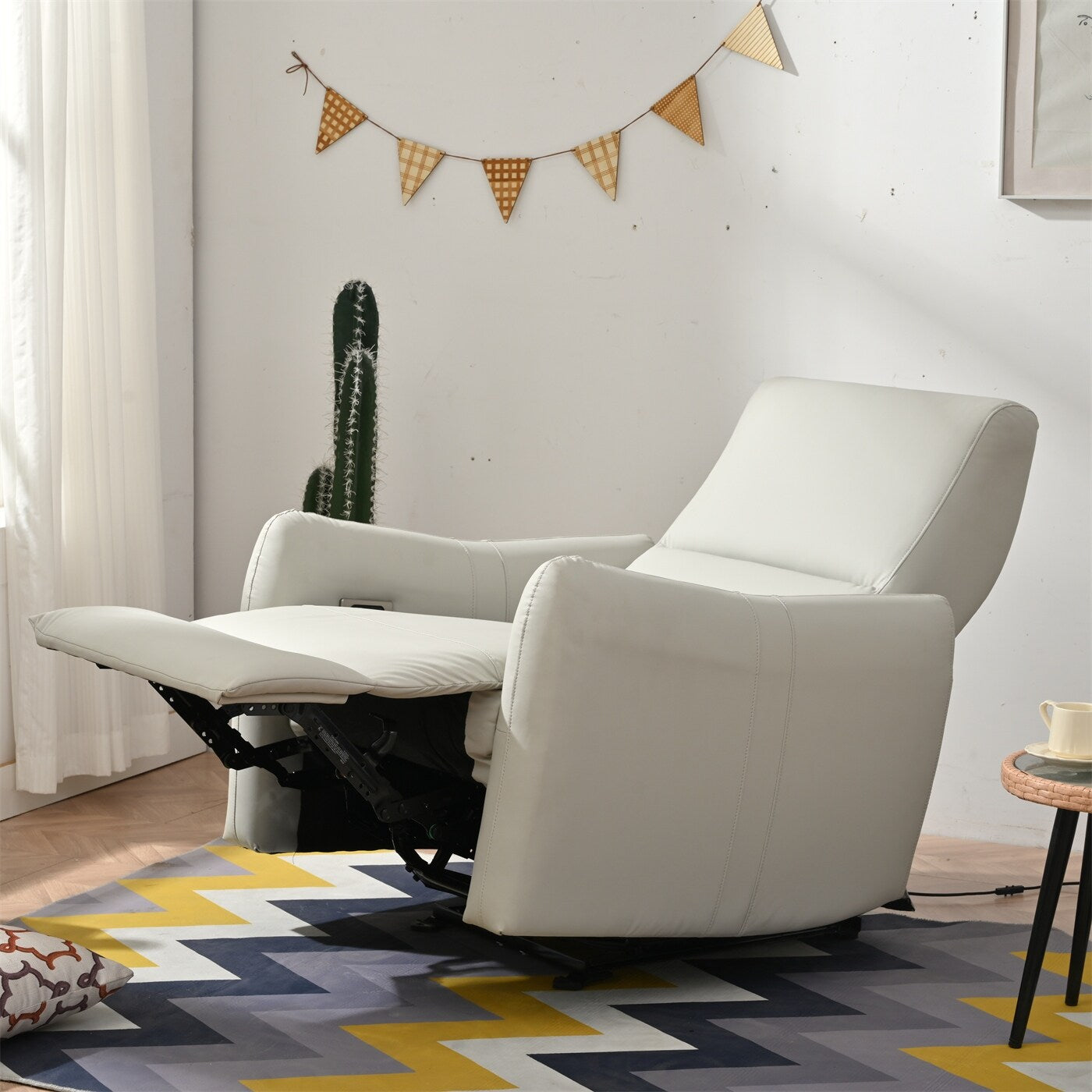 Poltrona reclinabile elettrica Wall-Hugger in pelle PU con USB-C e capacità di 330 libbre