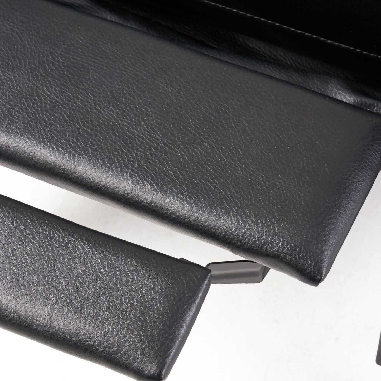 Poltrona reclinabile in PU con reclinazione manuale a 2 posizioni - Design contemporaneo trapuntato, struttura in legno e spessa imbottitura in schiuma