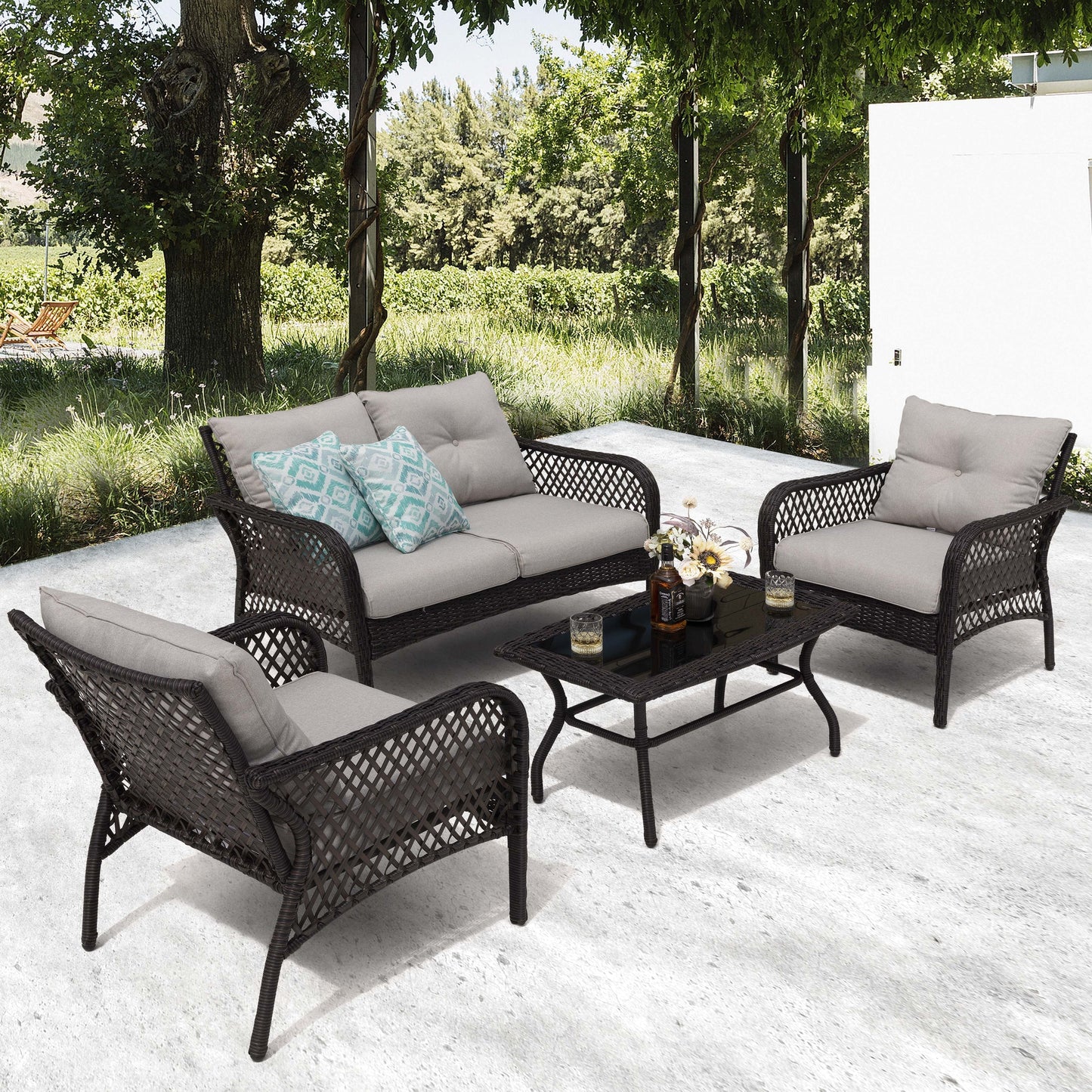 Set da conversazione in vimini da 4 pezzi per patio con tavolo e cuscini, marrone