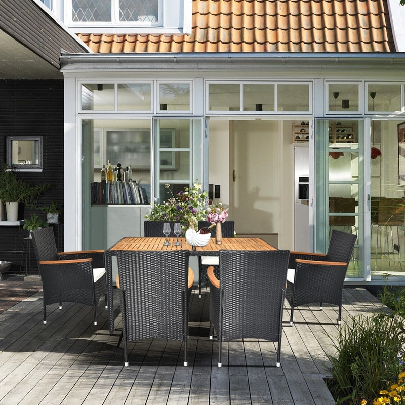 Set da pranzo da esterno in vimini e legno di acacia da 7 pezzi con cuscino beige