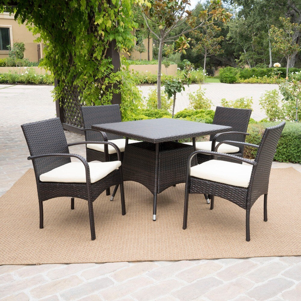 Set da pranzo in vimini da 5 pezzi Patterson Outdoor con cuscini di Christopher Knight Home