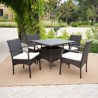Set da pranzo in vimini da 5 pezzi Patterson Outdoor con cuscini di Christopher Knight Home