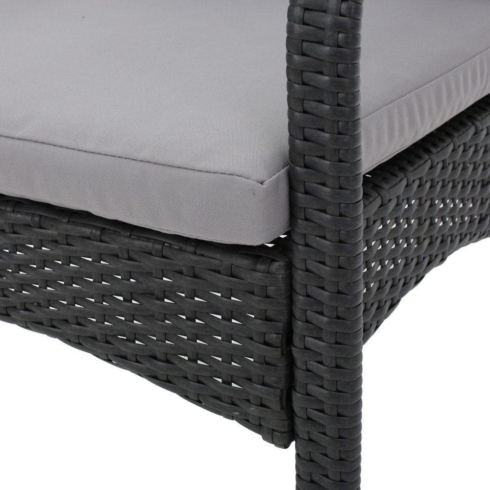 Set da pranzo in vimini da 5 pezzi Patterson Outdoor con cuscini di Christopher Knight Home