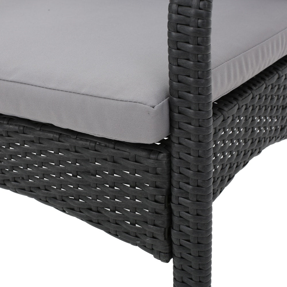 Set da pranzo in vimini da 5 pezzi Patterson Outdoor con cuscini di Christopher Knight Home