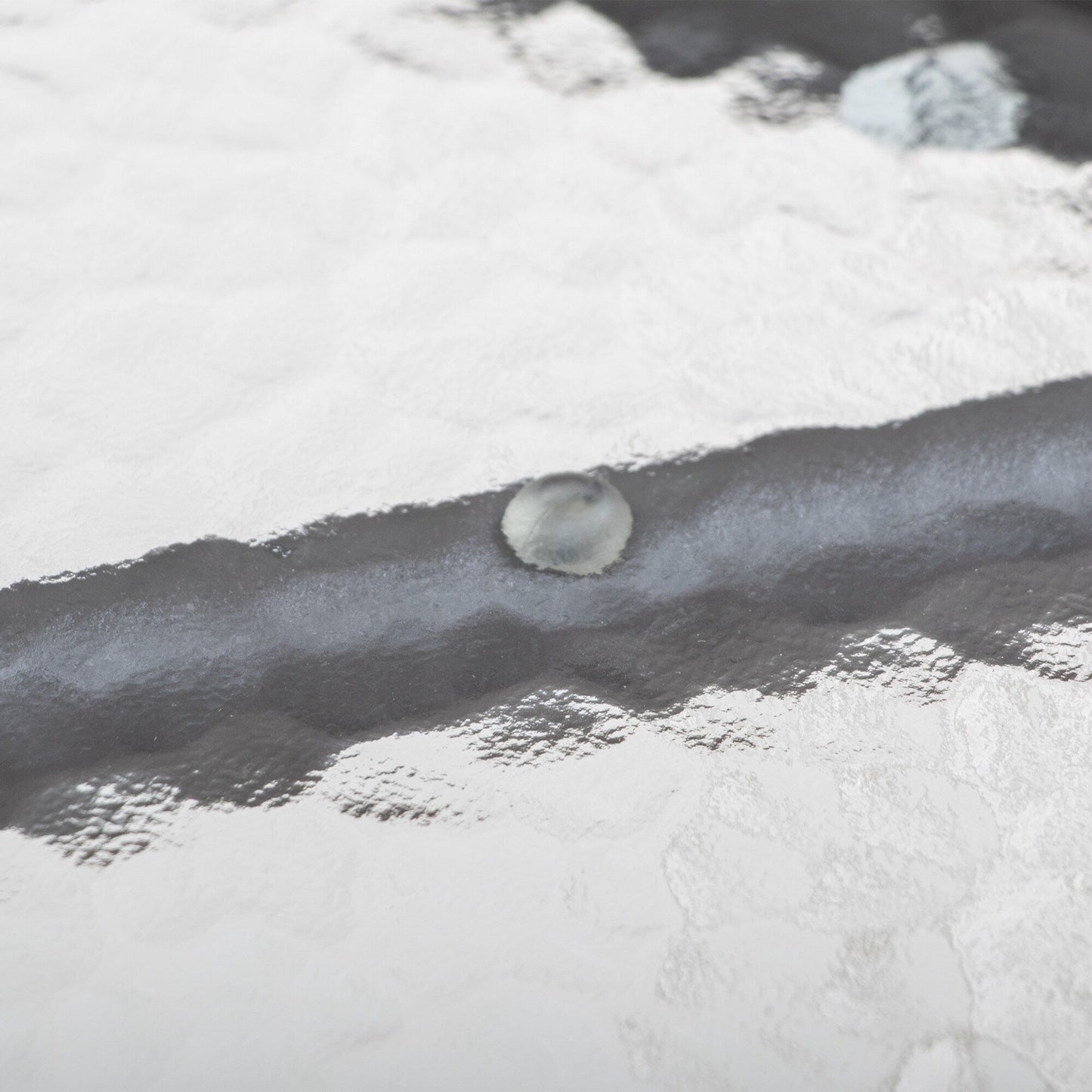 Set da pranzo da esterno Pellebant da 5 pezzi con sedie pieghevoli