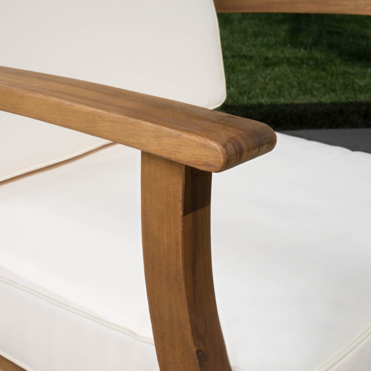 Set di divani da esterno Perla in legno di acacia da 7 pezzi con cuscino di Christopher Knight Home