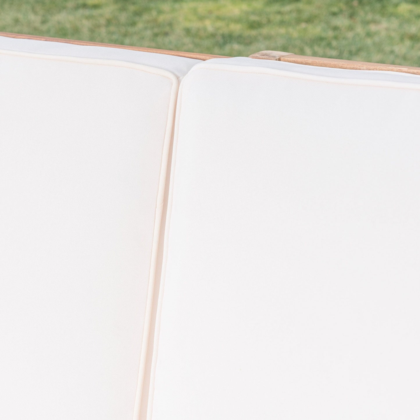 Set da 4 pezzi di divano e tavolo imbottito Perla Outdoor Acacia di Christopher Knight Home