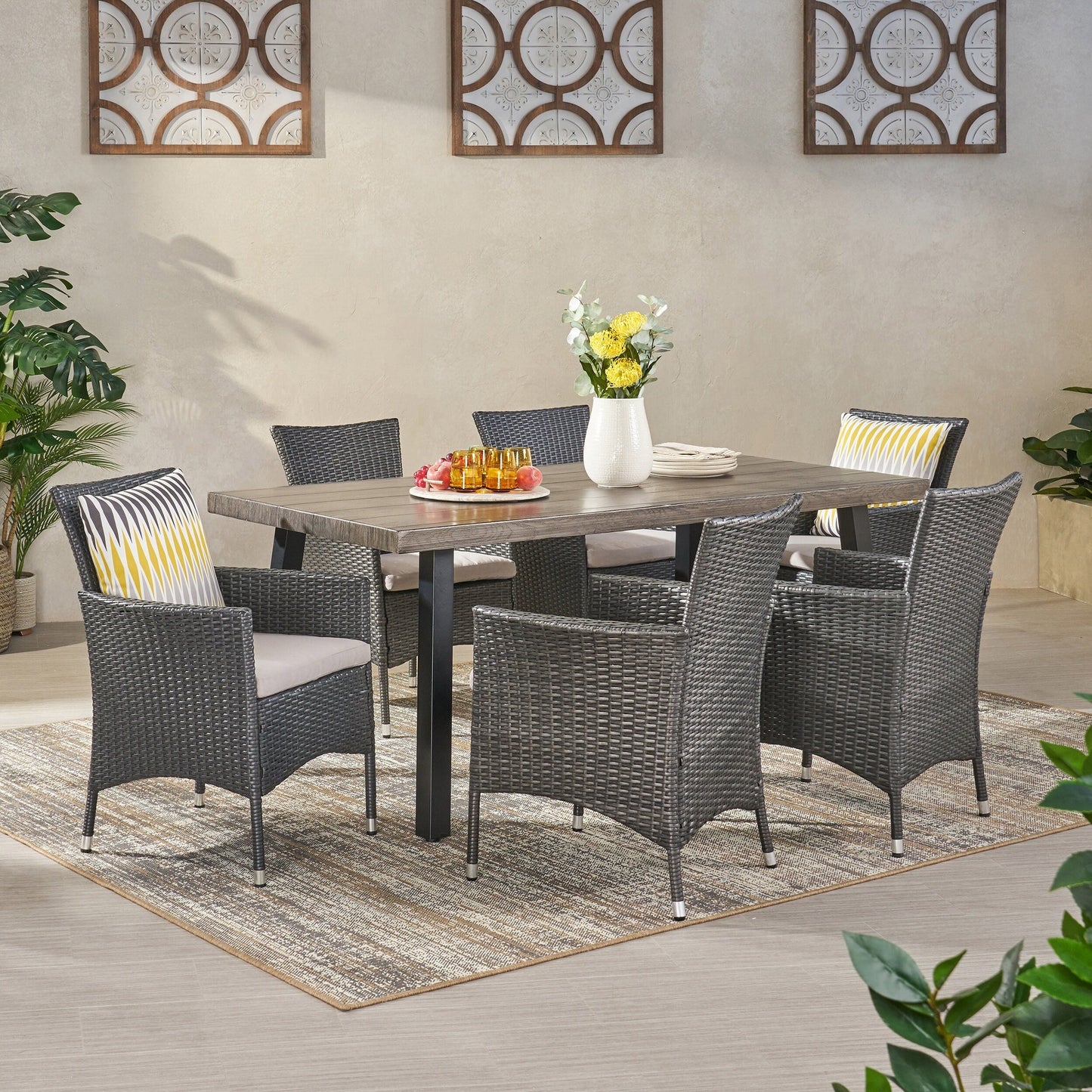 Set da pranzo da esterno Pointe da 7 pezzi in alluminio con sedie in vimini di Christopher Knight Home