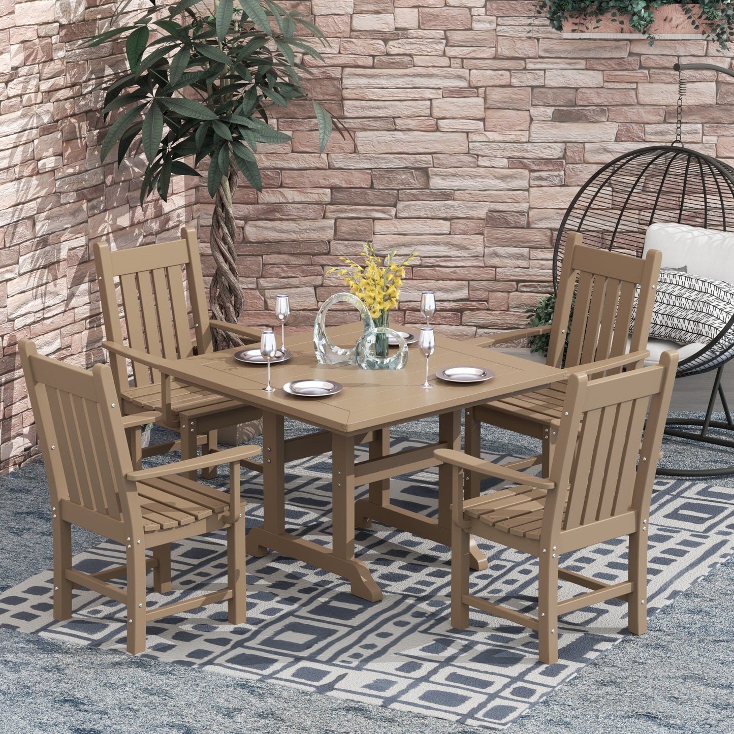 Polytrends Laguna Hdpe Set da pranzo per esterni, adatto a tutte le stagioni, con tavolo quadrato e poltrone (set da 5 pezzi)