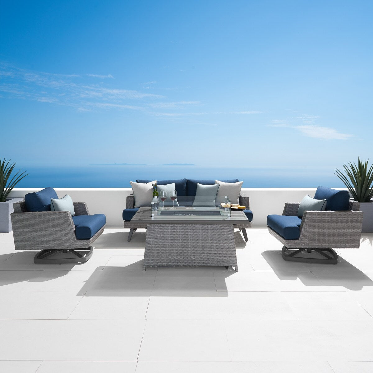 Set di 4 sedute per camino da esterno Portofino Casual Sunbrella Motion da 4 pezzi