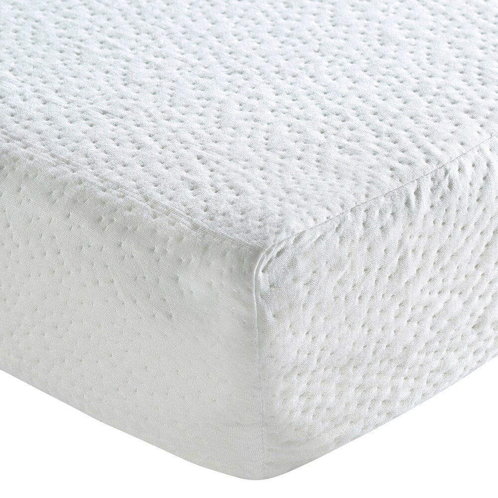 Materasso in memory foam ventilato in gel da 6 pollici Classic Brands