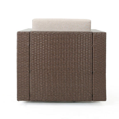 Poltrona girevole da esterno in vimini Puerta di Christopher Knight Home