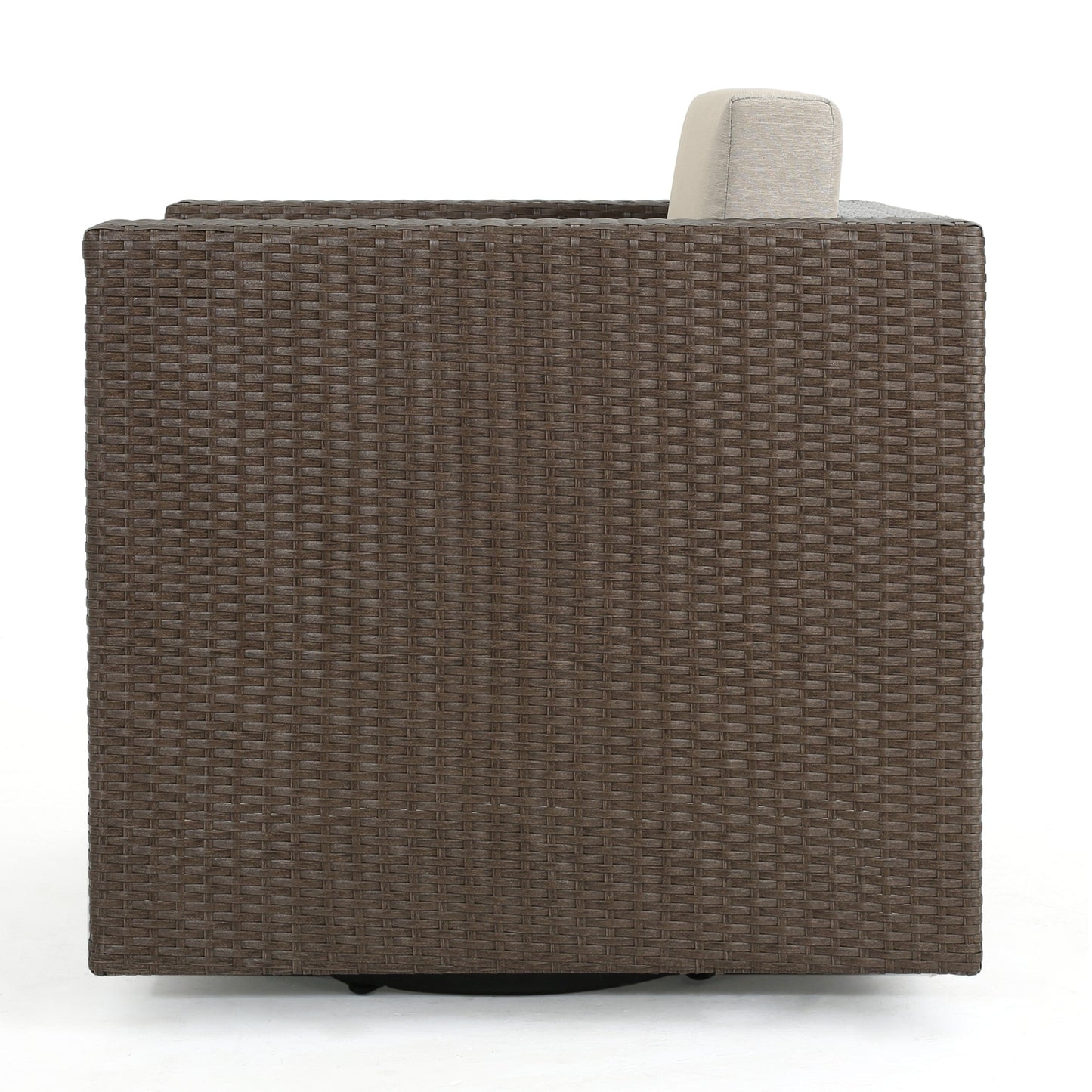 Poltrona girevole da esterno in vimini Puerta di Christopher Knight Home