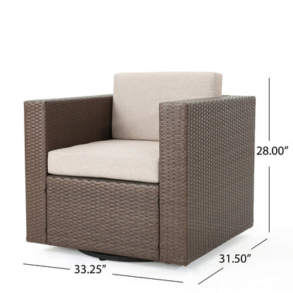 Poltrona girevole da esterno in vimini Puerta di Christopher Knight Home