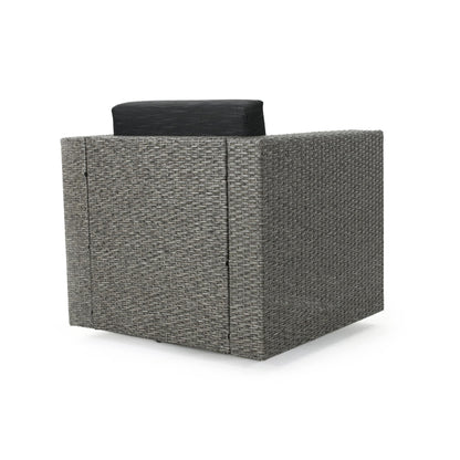 Poltrona girevole da esterno in vimini Puerta di Christopher Knight Home