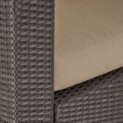 Poltrona girevole da esterno in vimini Puerta di Christopher Knight Home