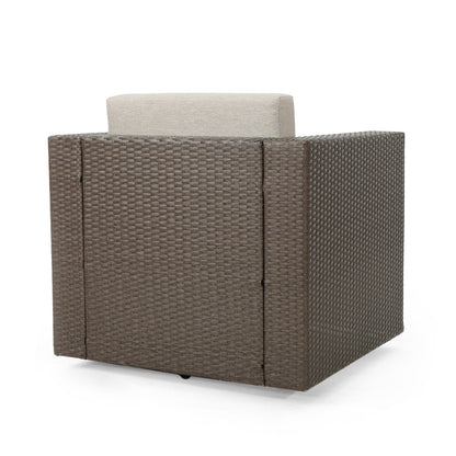 Poltrona girevole da esterno in vimini Puerta di Christopher Knight Home