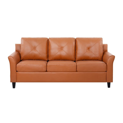 Elegante combinazione di divani: divano Chesterfield con braccioli arrotolati e braccioli svasati trapuntati con bottoni, divano in microfibra per piccoli spazi