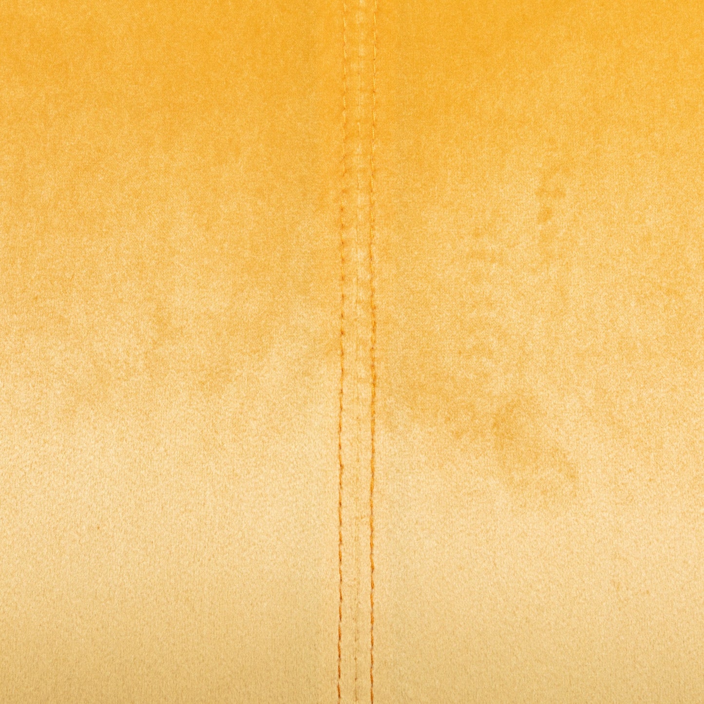 Divano a 3 posti Reitz Glam Velvet Shell di Christopher Knight Home - 76,25 L x 29,25 P x 33,50 A