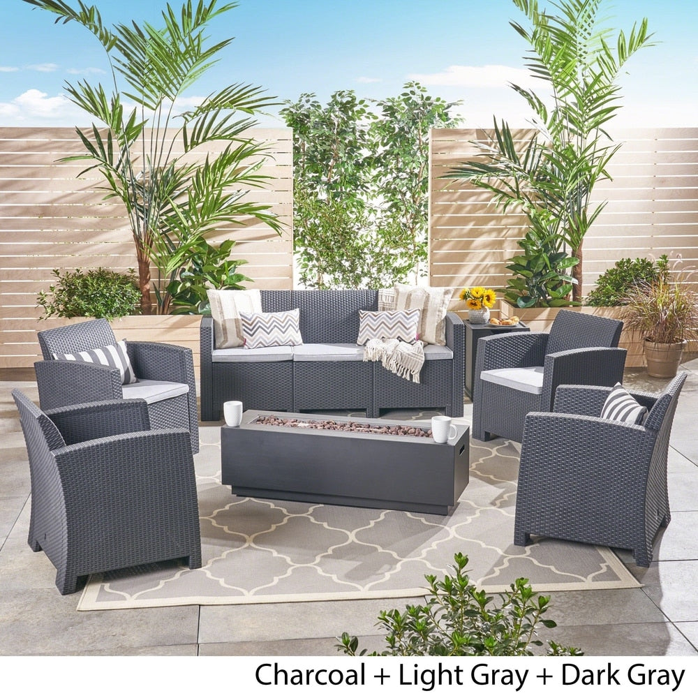 Set da esterno con stampa in vimini da 7 posti, braciere e supporto per serbatoio, di Christopher Knight Home