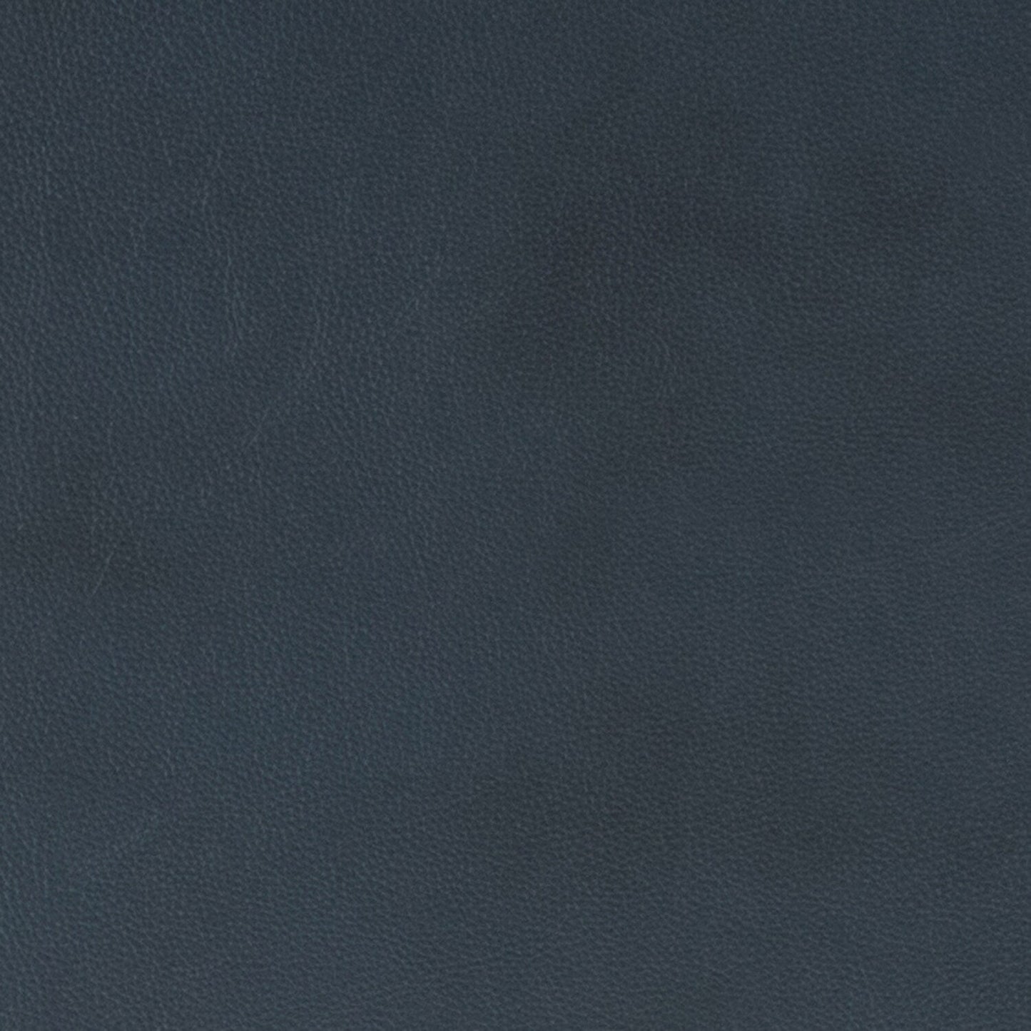 Divano Rita Living Room a 3 posti in vera pelle con gambe in legno massello e borchie