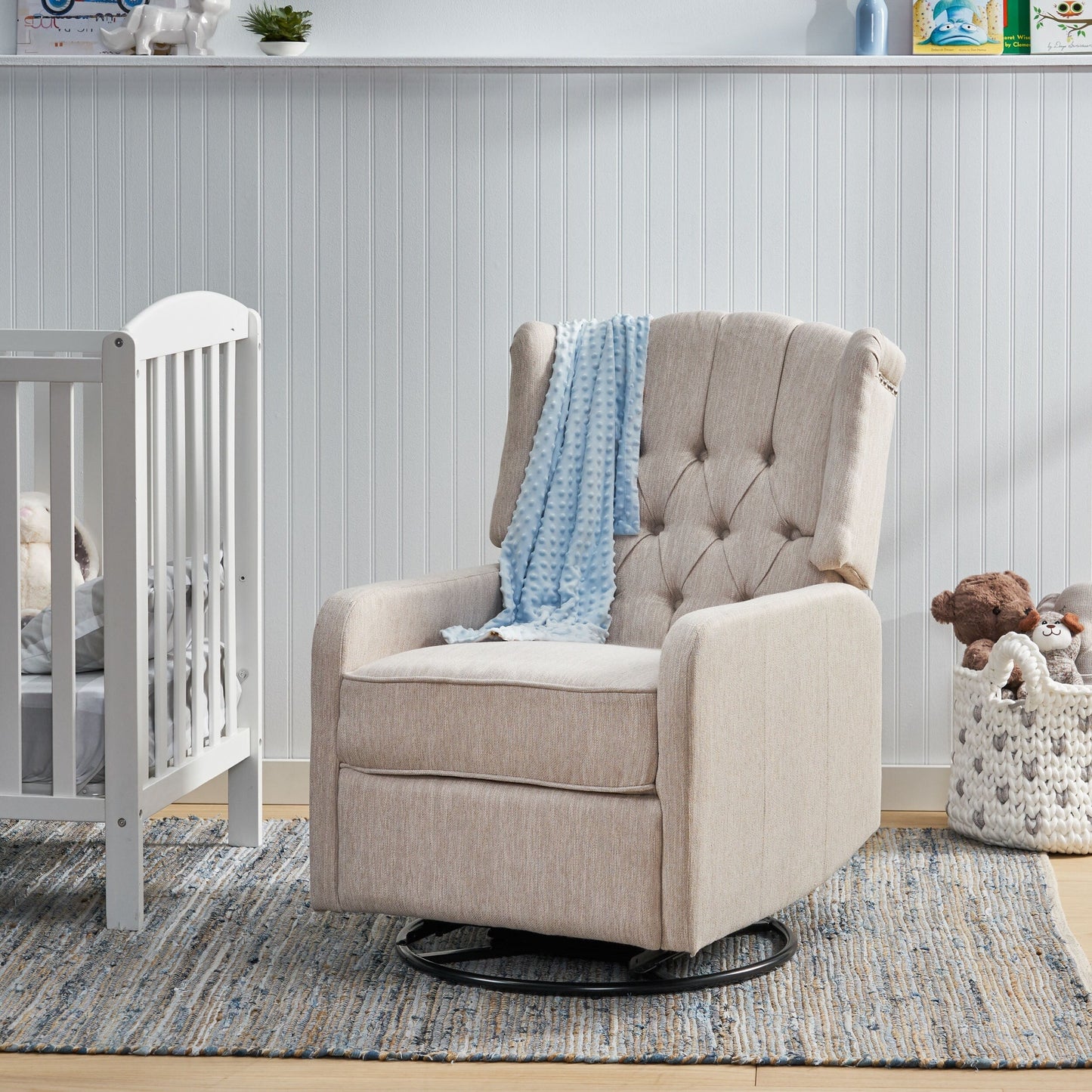 Poltrona reclinabile manuale dal design classico Roomfitters con rotazione a 360 gradi, poltrona relax per soggiorno