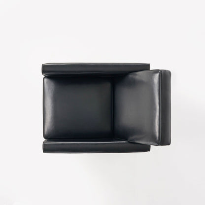 Sedia con schienale a spinta in similpelle Roomfitters per un arredamento elegante della casa