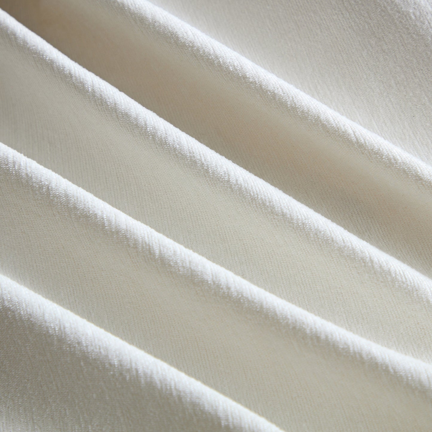 Divano imbottito di lusso in stile moderno Roomfitters per soggiorno, design elegante e confortevole, perfetto per qualsiasi spazio abitativo