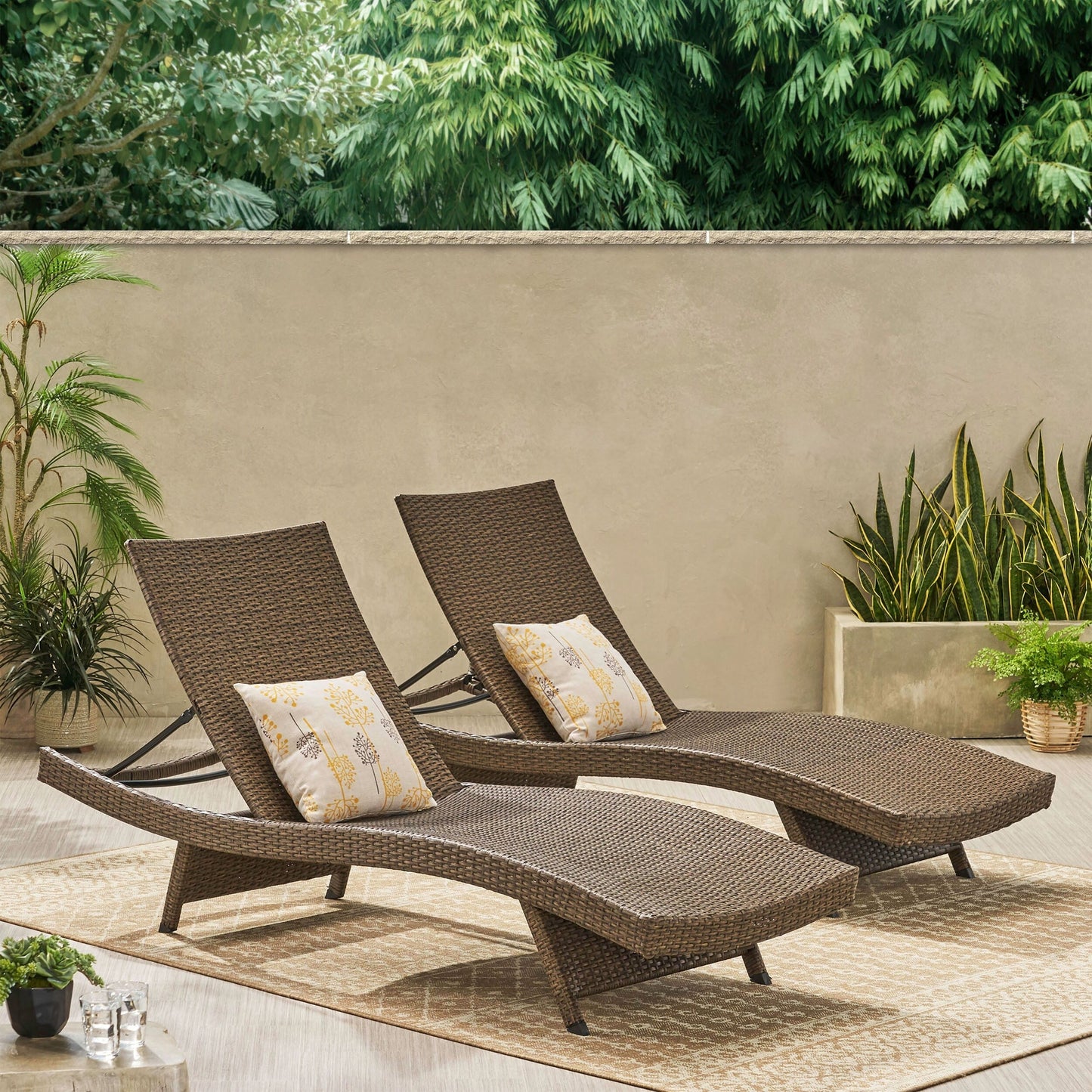 Set di chaise longue da esterno in vimini Roomfitters, sedie a sdraio reclinabili regolabili per patio, rattan resistente alle intemperie