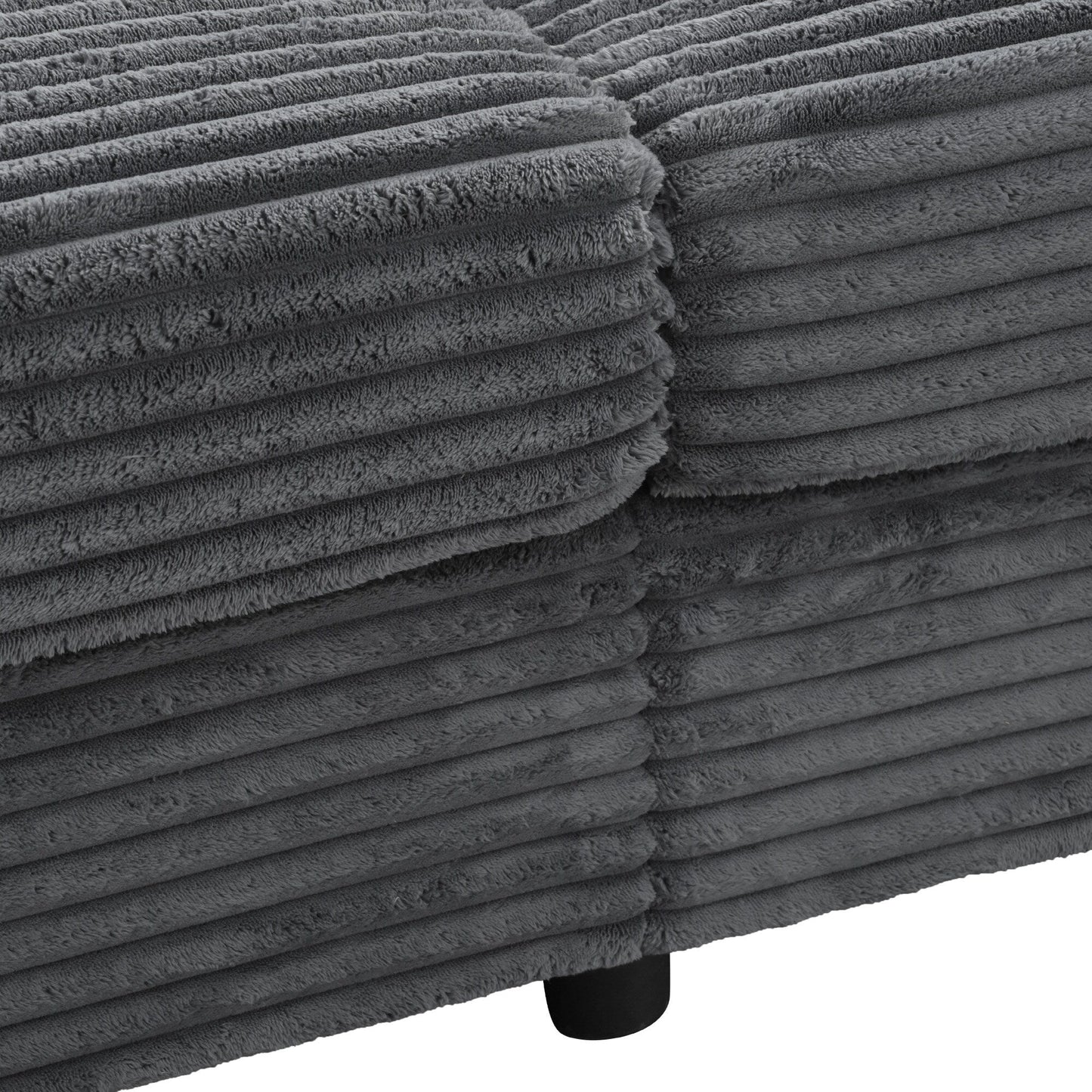 Divano letto componibile con chaise longue oversize Roomfitters, divano letto in velluto a coste con porte USB e portabicchieri