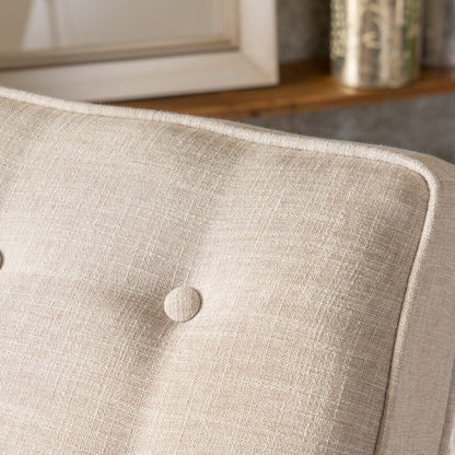 Poltrona reclinabile con schienale a spinta Roomfitters, trapuntatura a bottoni e gambe affusolate in legno, poltrona lounge per soggiorno