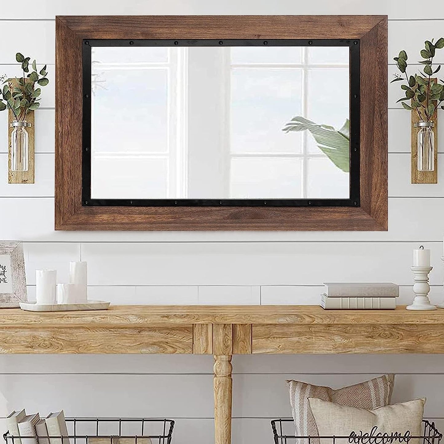 Specchio da bagno rustico con cornice in legno e ferro incastonato