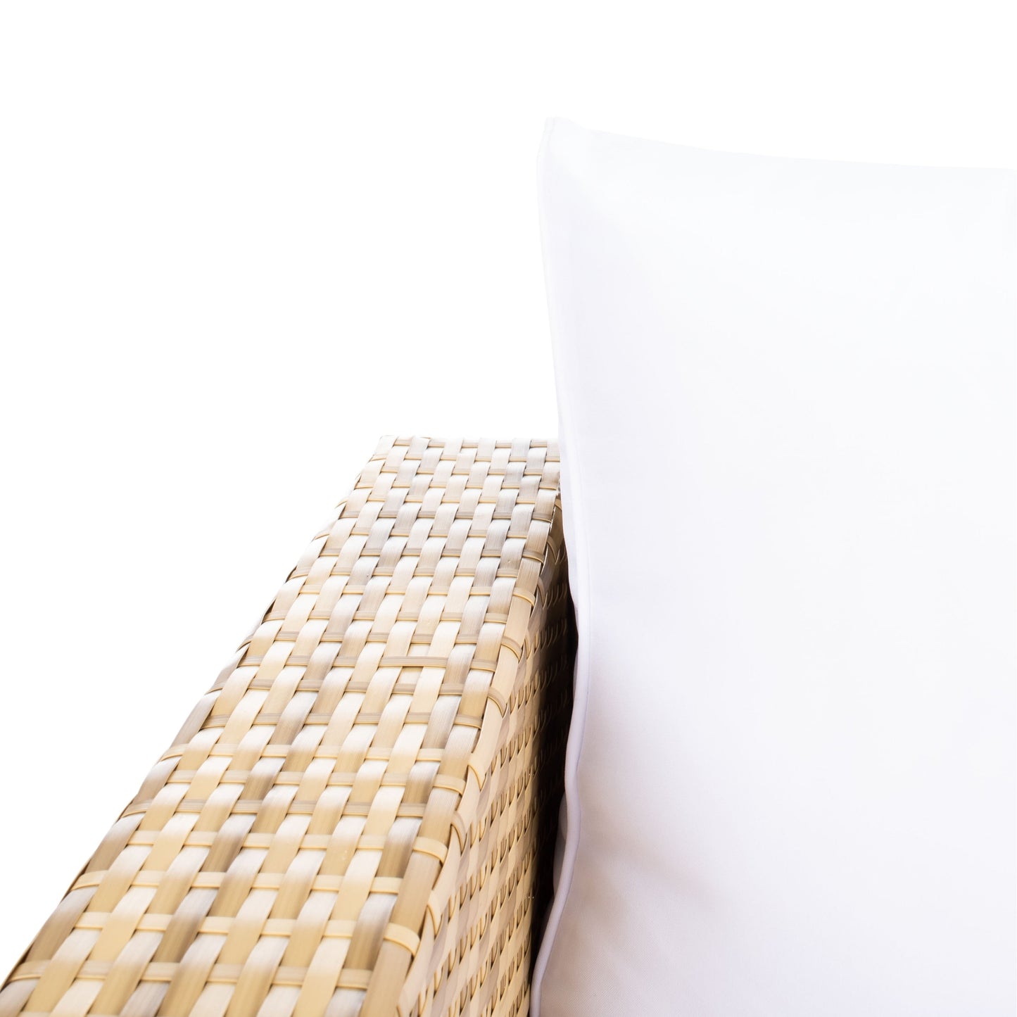 Set da patio in vimini SAFAVIEH per esterni Natalee, 4 pezzi - 50L x 27P x 28A