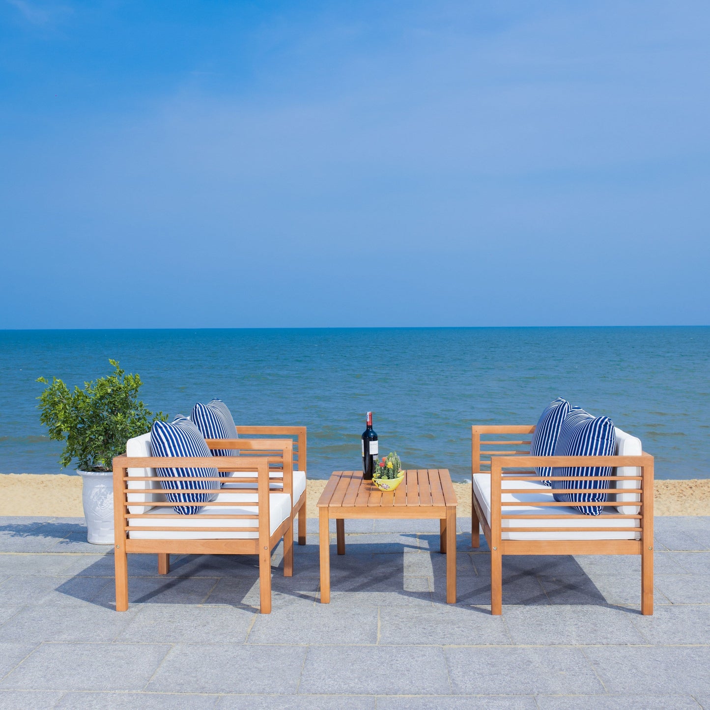 Set da esterno SAFAVIEH Yoselin da 4 pezzi con cuscino decorativo - 51L x 26P x 26A