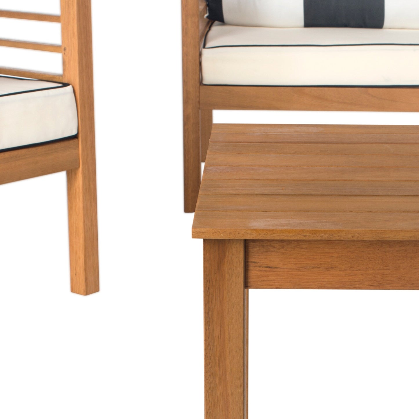 Set da esterno SAFAVIEH Yoselin da 4 pezzi con cuscino decorativo - 51L x 26P x 26A