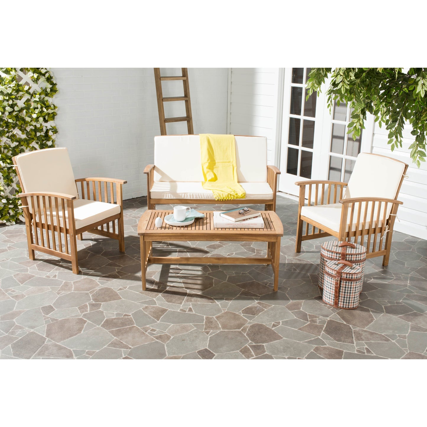 Set da giardino per conversazione Yuliana da 4 pezzi SAFAVIEH Outdoor - 47L x 33P x 26A