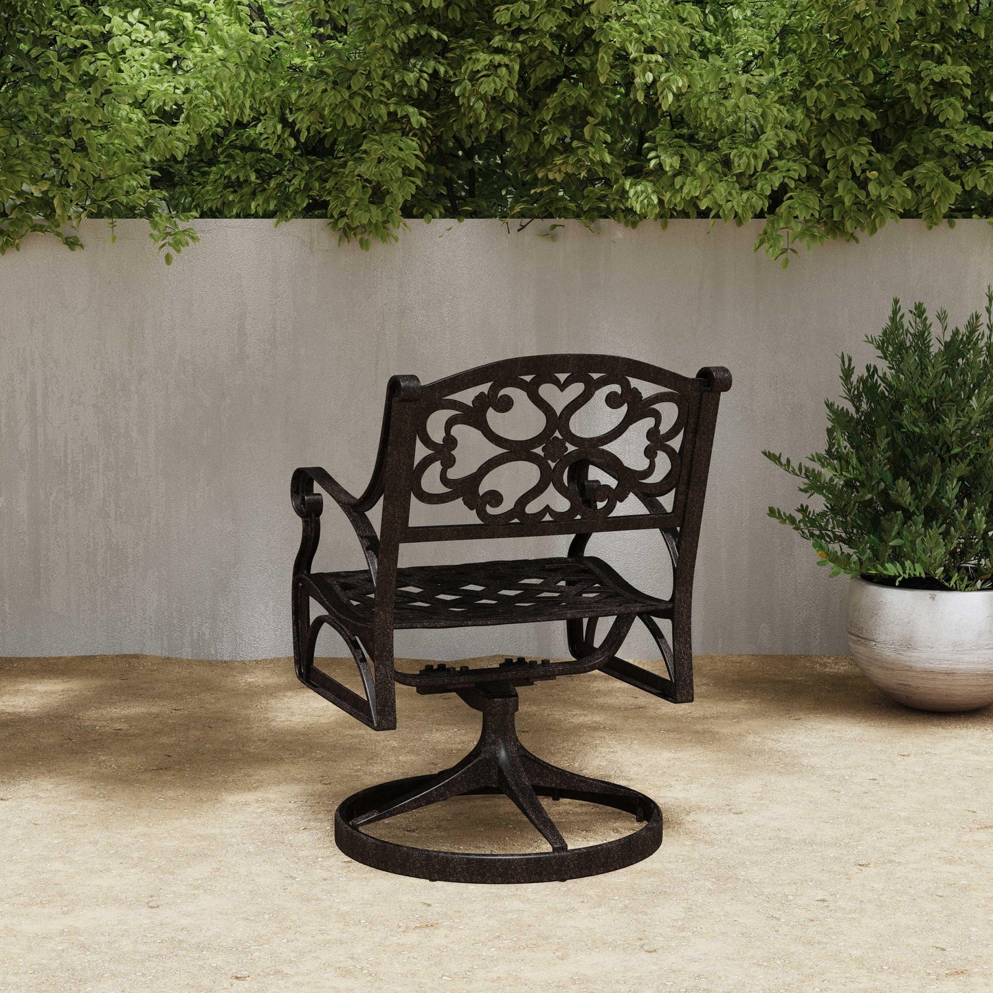 Set da pranzo per esterni Sanibel in alluminio pressofuso da 7 pezzi con tavolo ovale e 6 sedie girevoli di Homestyles