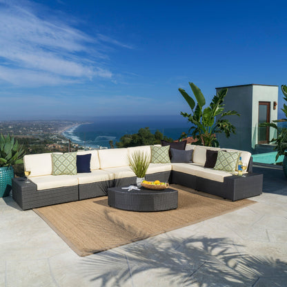 Set di divani in vimini Santa Cruz Outdoor da 8 pezzi con cuscini resistenti all'acqua di Christopher Knight Home