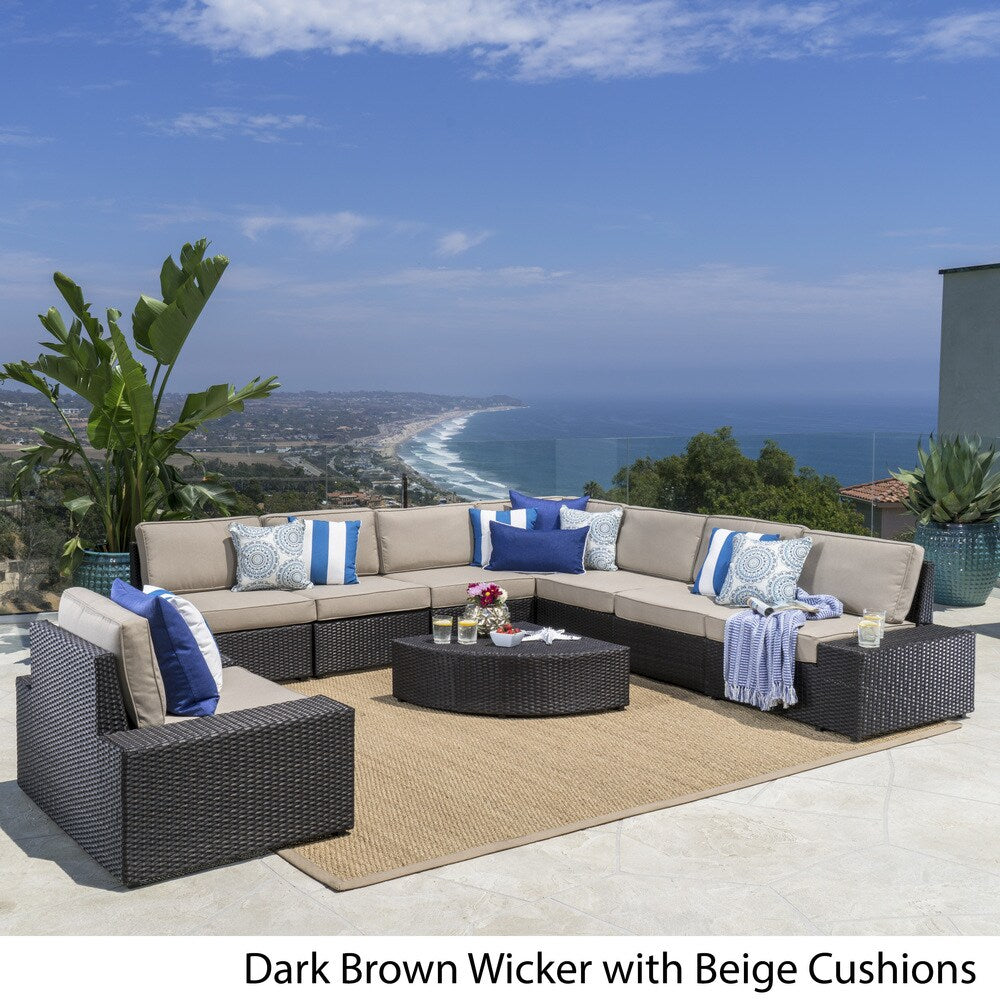 Divano componibile in vimini da 9 pezzi Santa Cruz Outdoor con cuscini di Christopher Knight Home