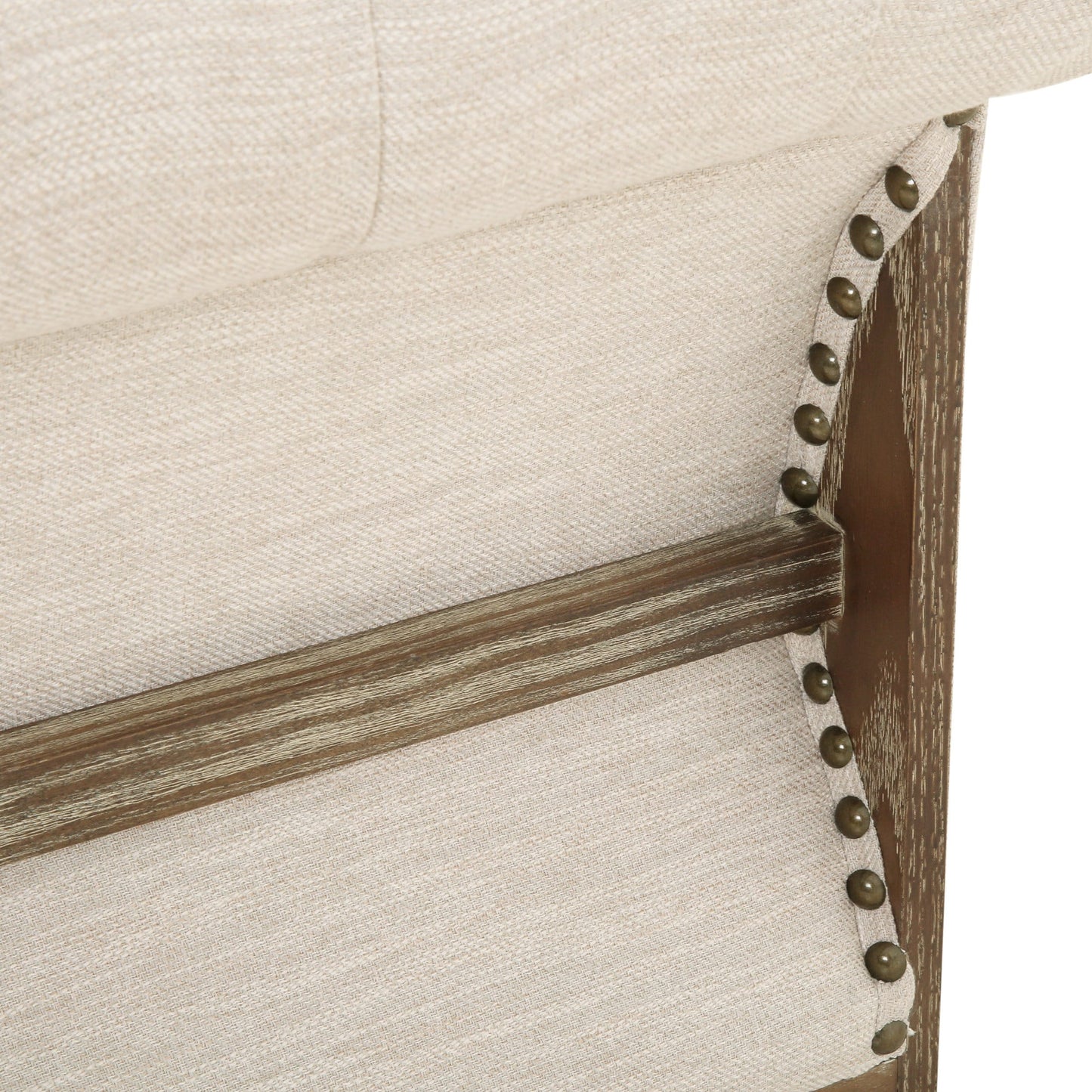 Divano Chesterfield Saragus con finiture a borchie di Christopher Knight Home - 85,50 L x 33,25 P x 28,50 A