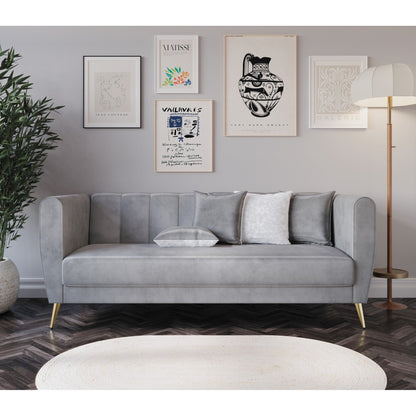 Divano Scarlett Velvet a 3 posti con braccioli svasati e 4 cuscini decorativi