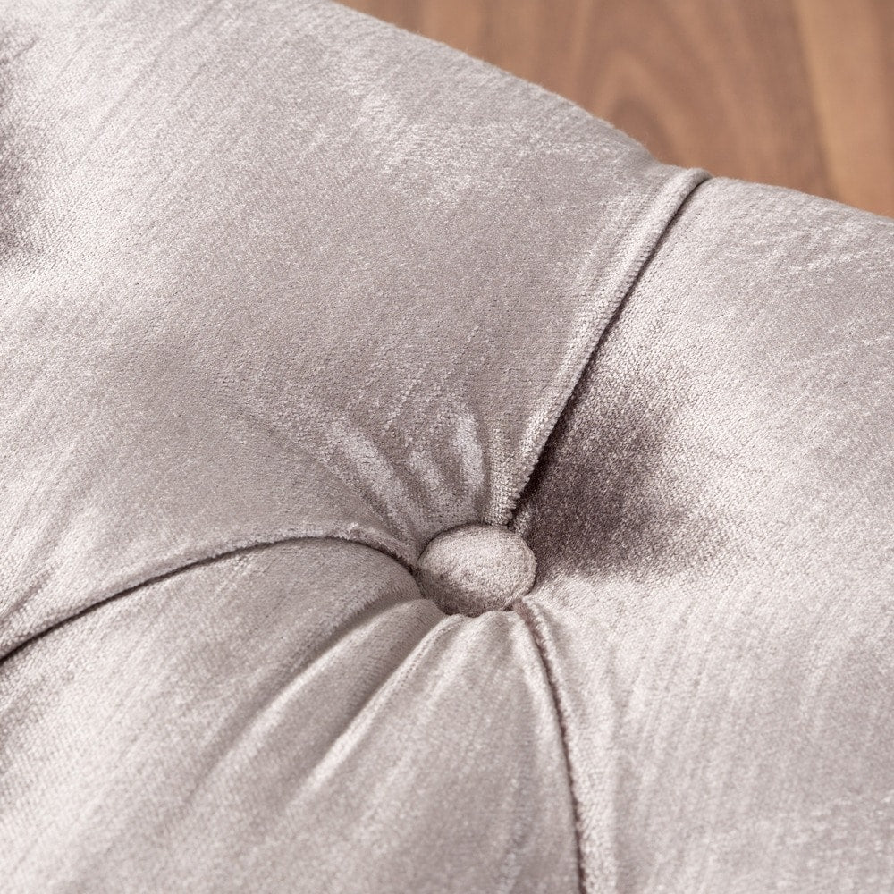 Panca ottomana in velluto trapuntato Scarlette di Christopher Knight Home