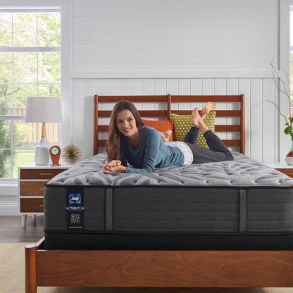 Materasso a molle ultra rigido Sealy Posturepedic Plus Virginia Street da 12 pollici